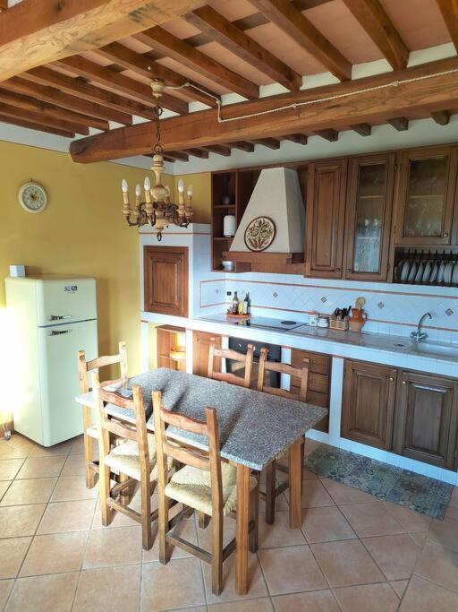Villa Donnola: Casa Rosmarino فيوتشيتشيو المظهر الخارجي الصورة